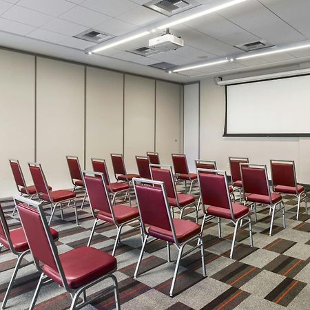 Four Points By Sheraton At Phoenix Mesa Gateway Airport מראה חיצוני תמונה